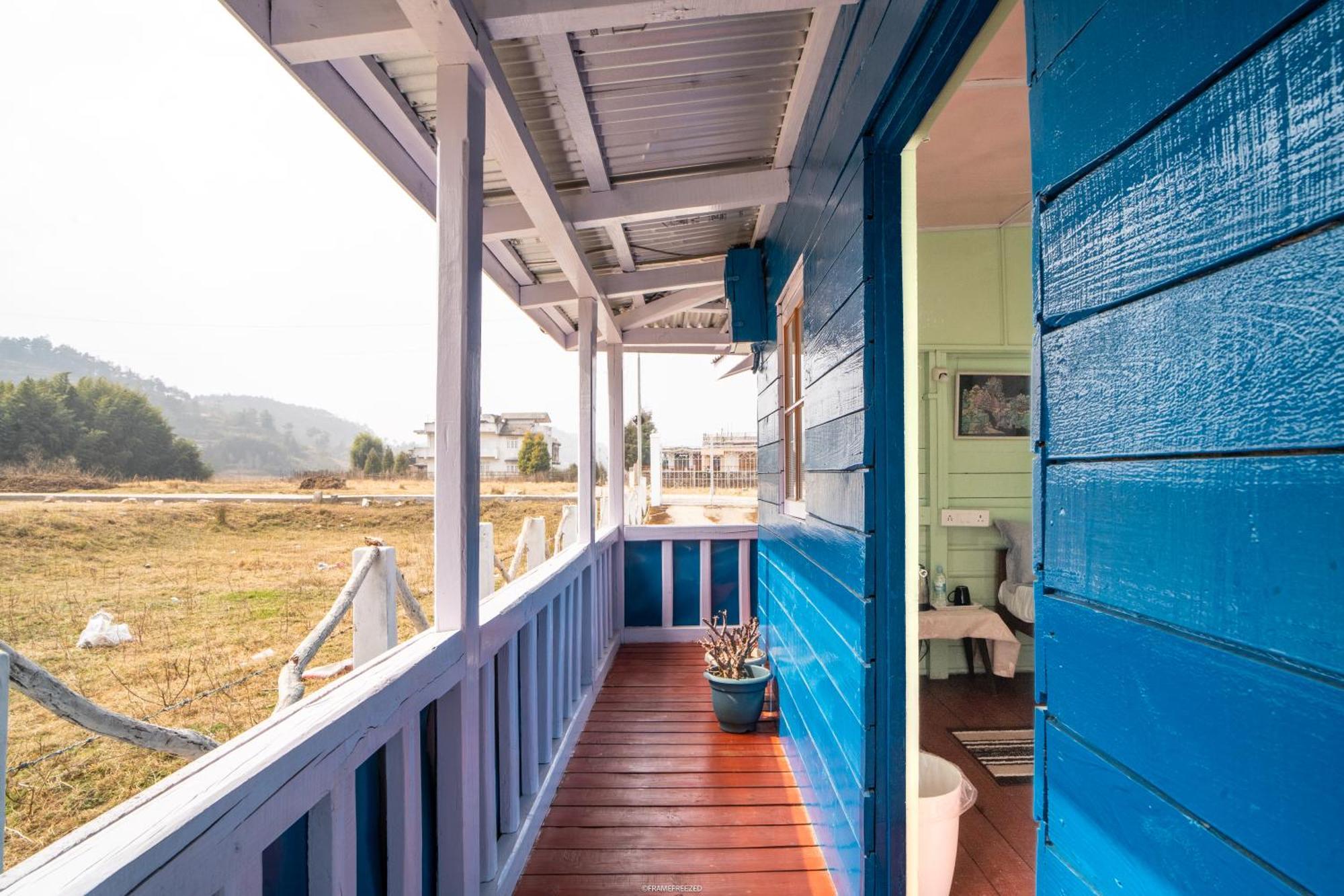 Timberwolves- 7Th Mile Villa Shillong Exteriör bild